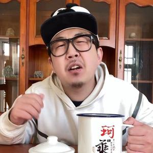 大白探影