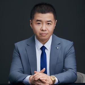 九方余岳桐