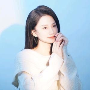 粤剧演员 龚洁影
