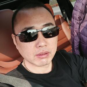 龙誉全球