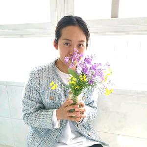 方霞在改变