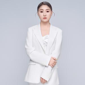 杨露露吖