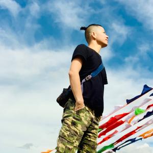 李新