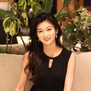 张露文