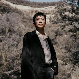 演员  冯兵